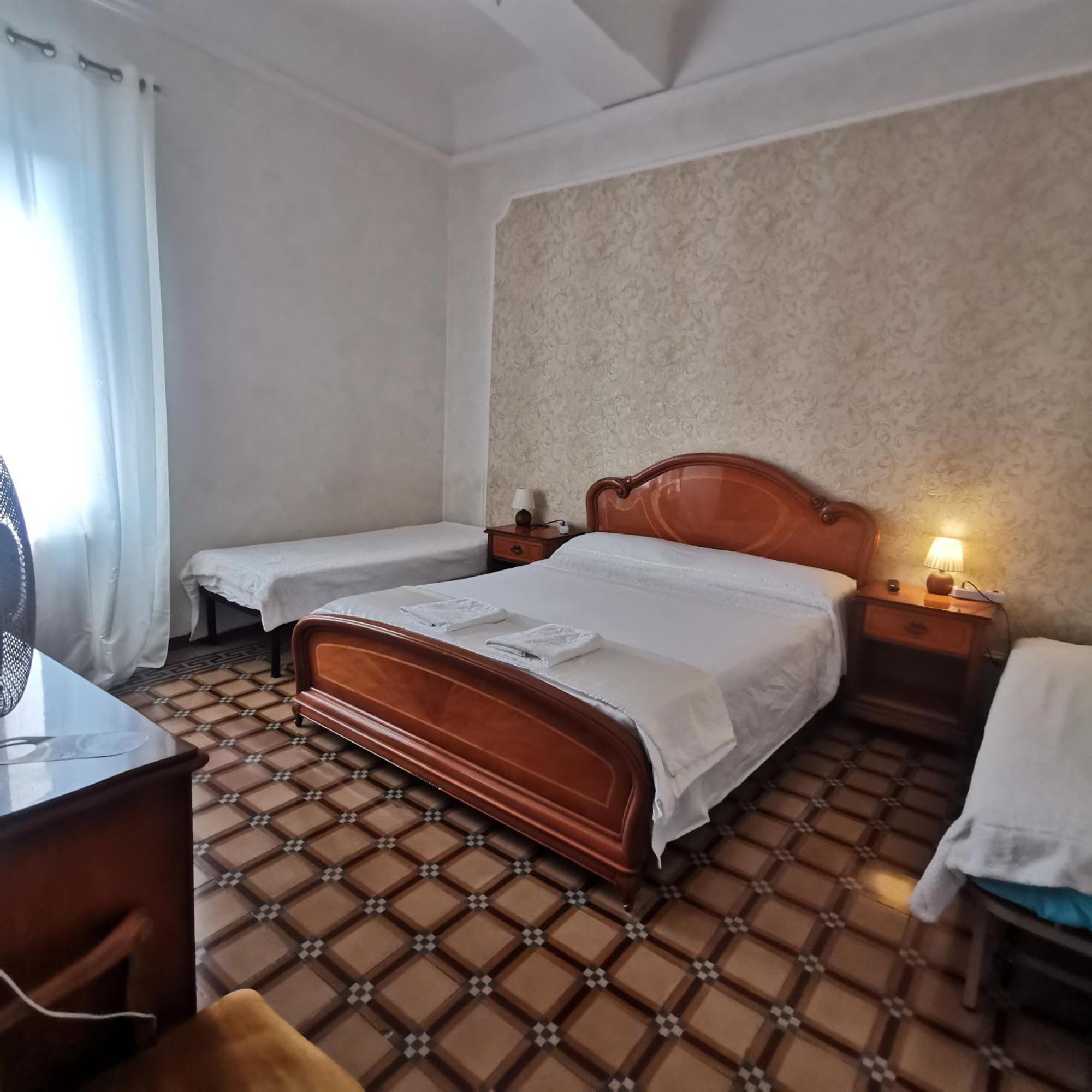 Albisola Bed And Breakfast Albisola Superiore Ngoại thất bức ảnh