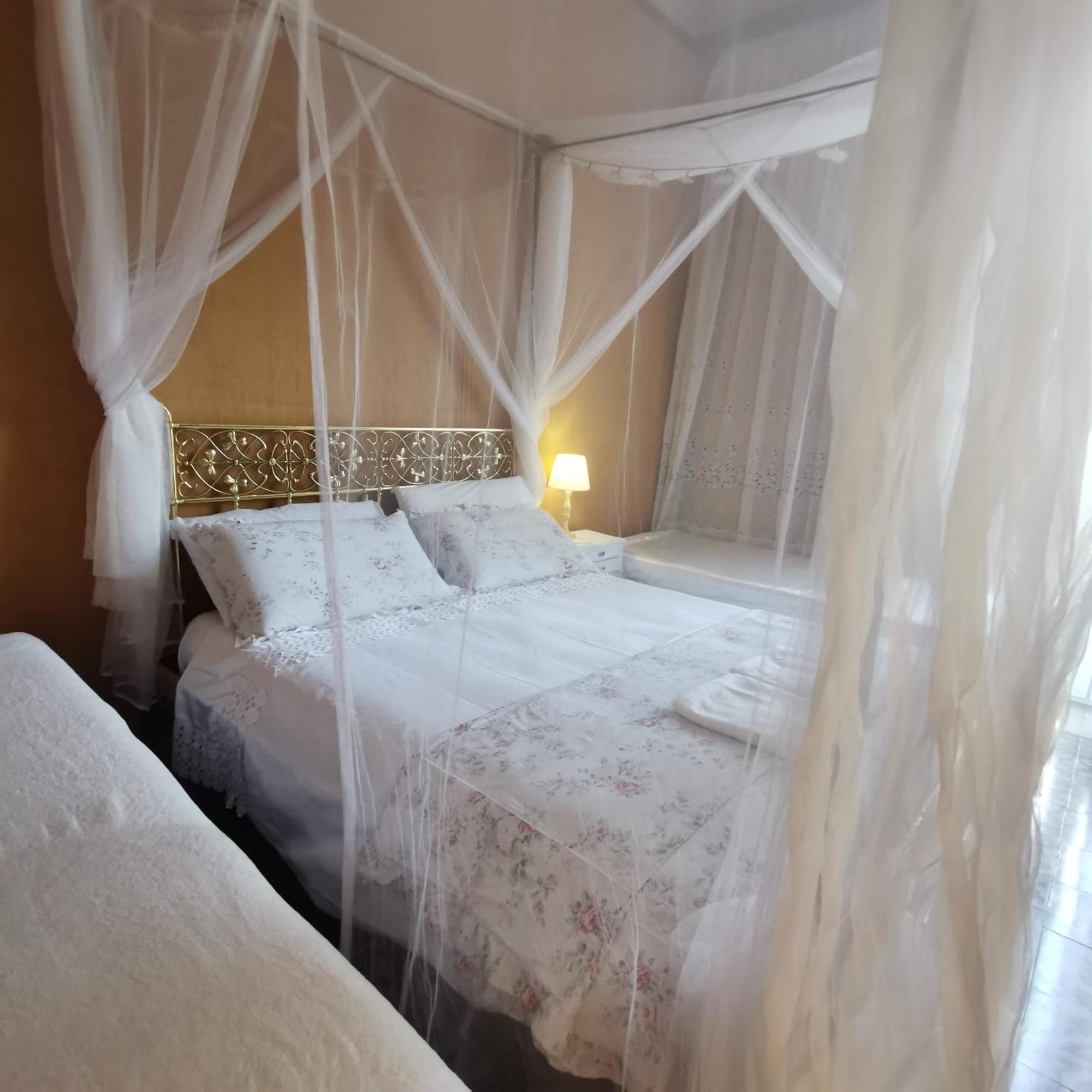 Albisola Bed And Breakfast Albisola Superiore Ngoại thất bức ảnh