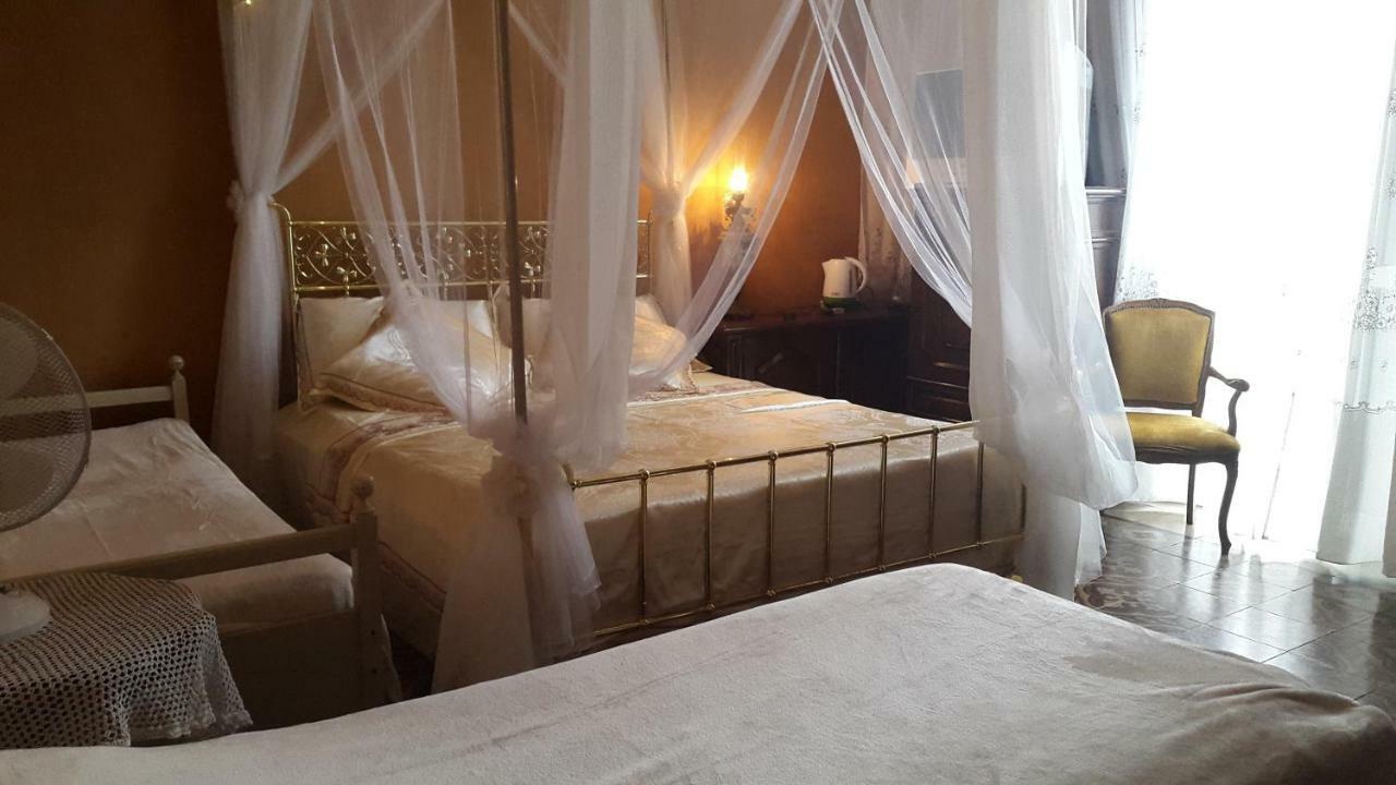 Albisola Bed And Breakfast Albisola Superiore Ngoại thất bức ảnh